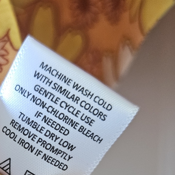 NWT Madden NYC Junior's Cropped Back Tie Top with Blouson Sleeves - Picture 9 of 9